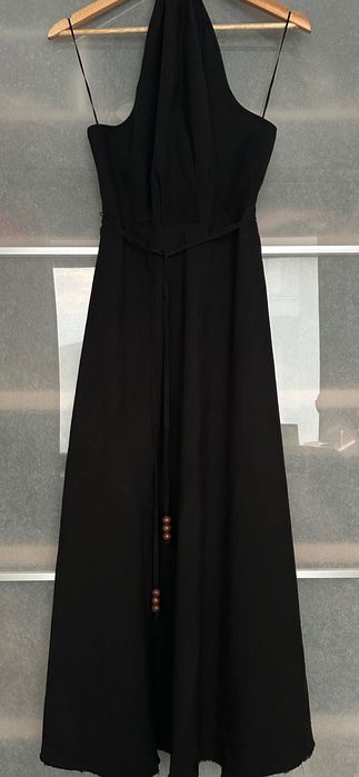 Rochie spate gol clos ZARA