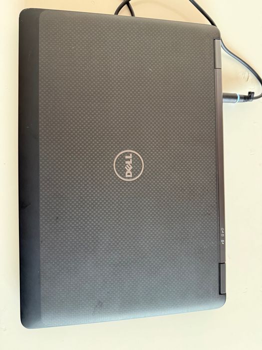 Dell Latitude E7250 – Core i7-5600U | 8GB RAM | 256GB SSD
