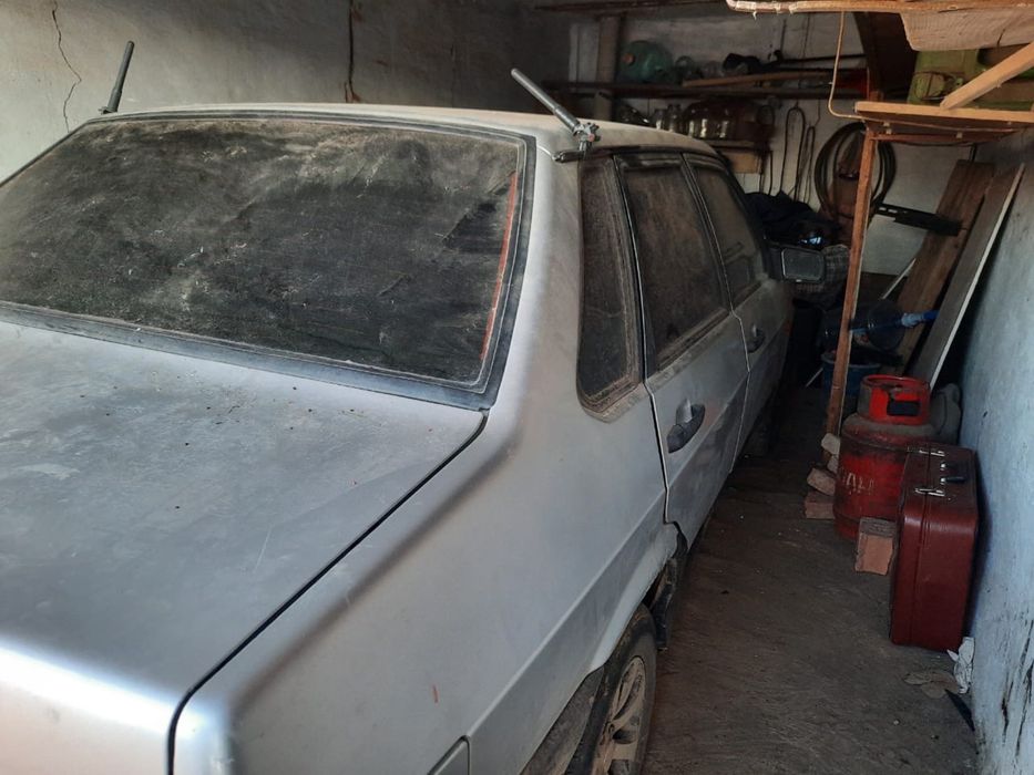 Автомобиль ваз 21099