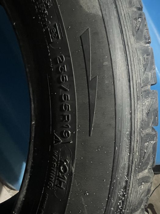 235/55/19 MICHELIN зима