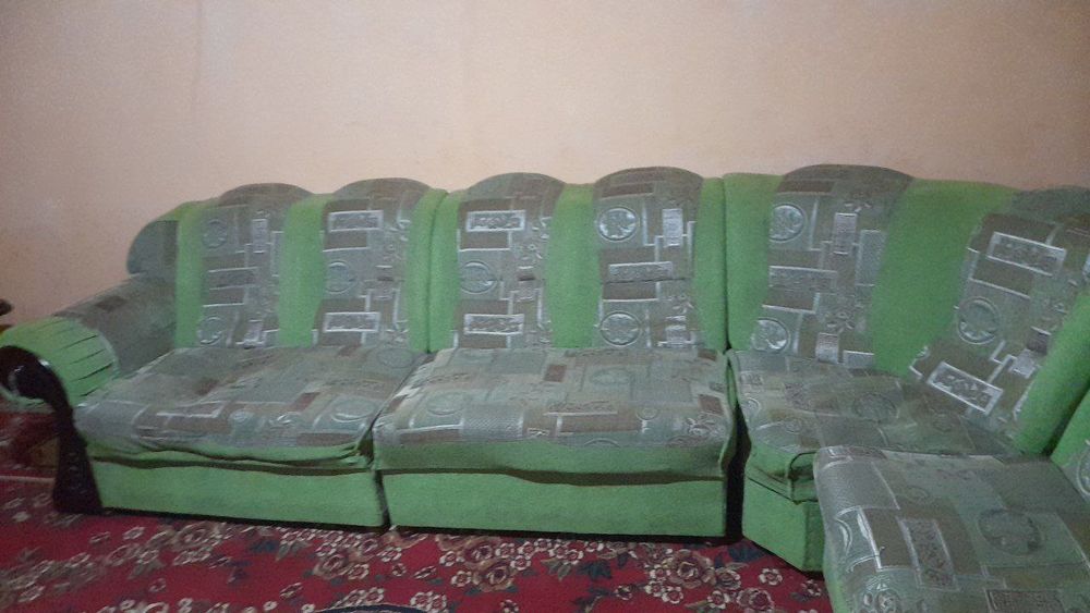 Уголок для комнаты