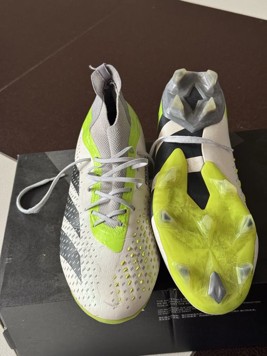 Adidasi Predator marimea 44