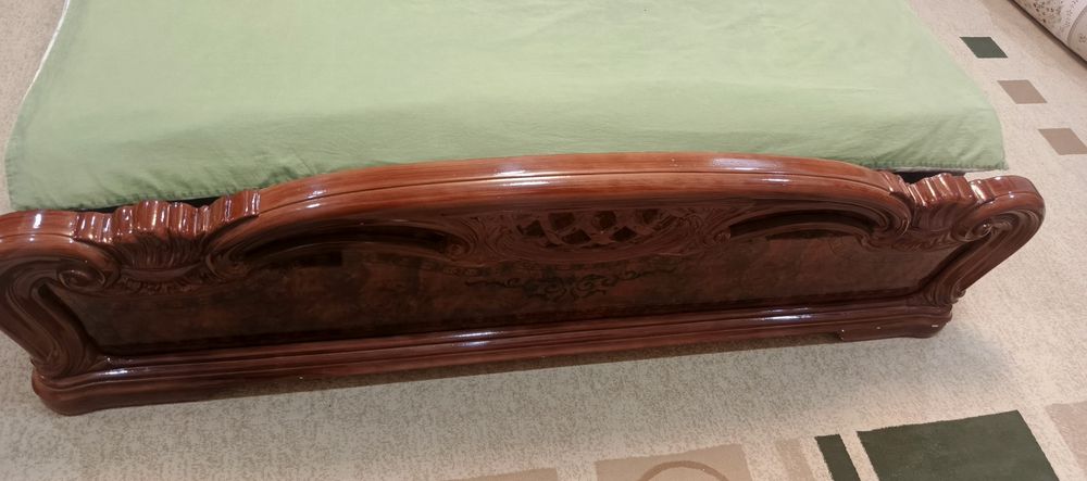 Кравать сотилади