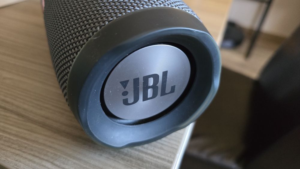 Jbl Charge Essential