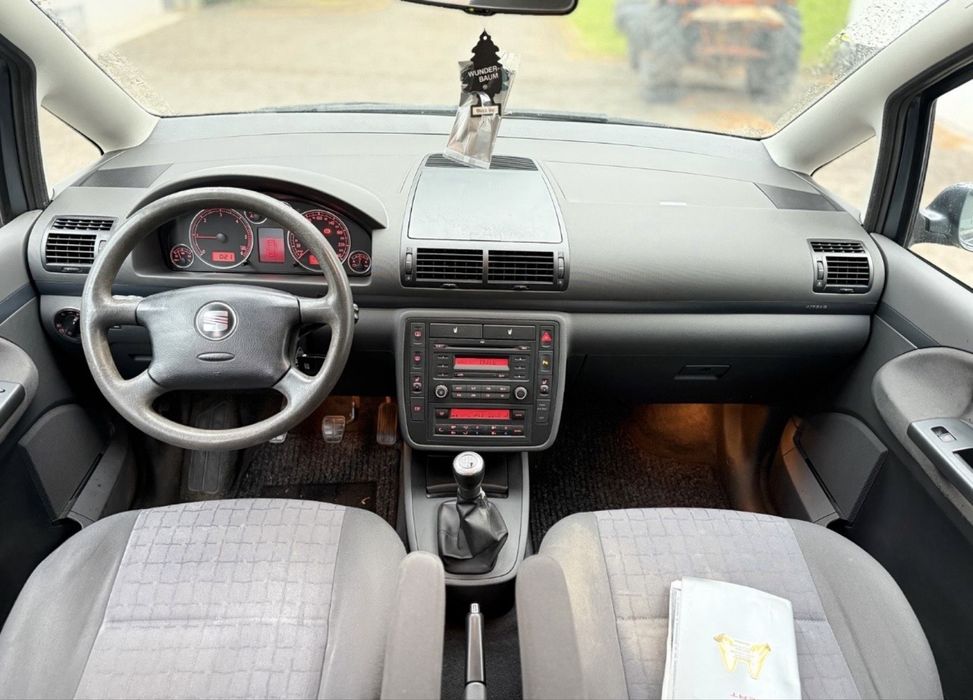 Seat alhambra 2.0 tdi 140 hp