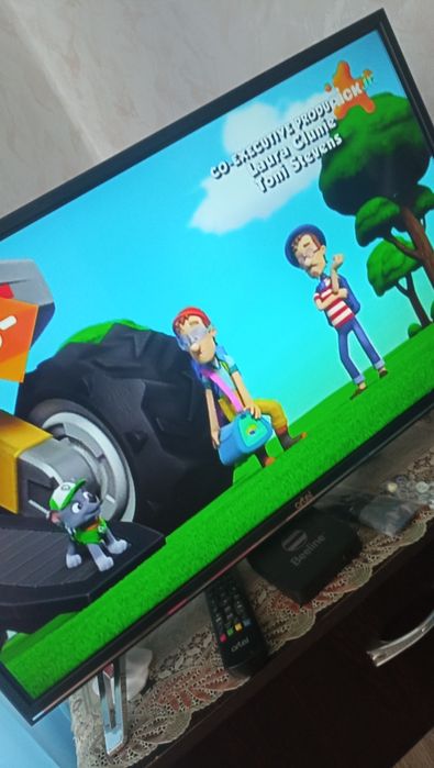 продам телевизор