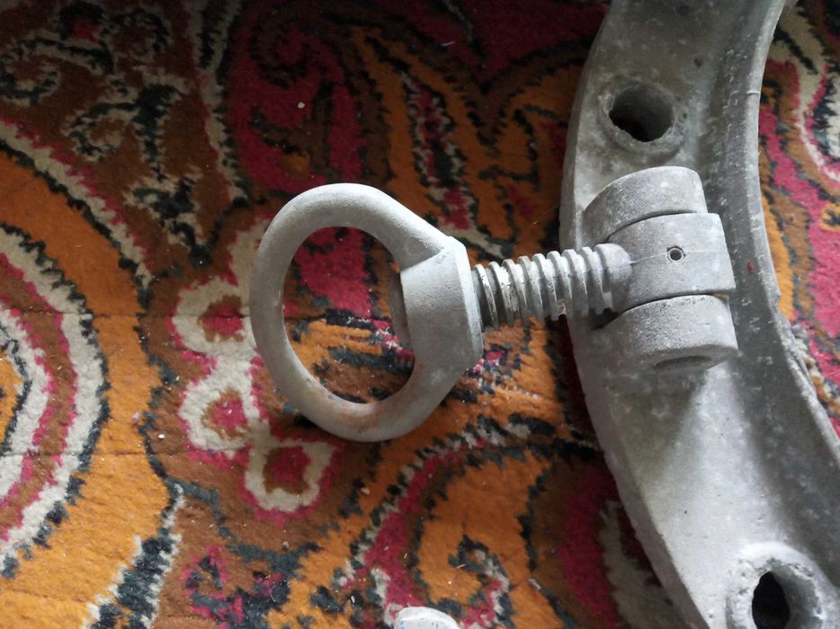 Иллюминатор корабельный