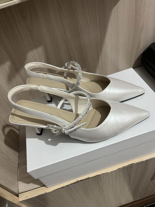 Продам туфли женские