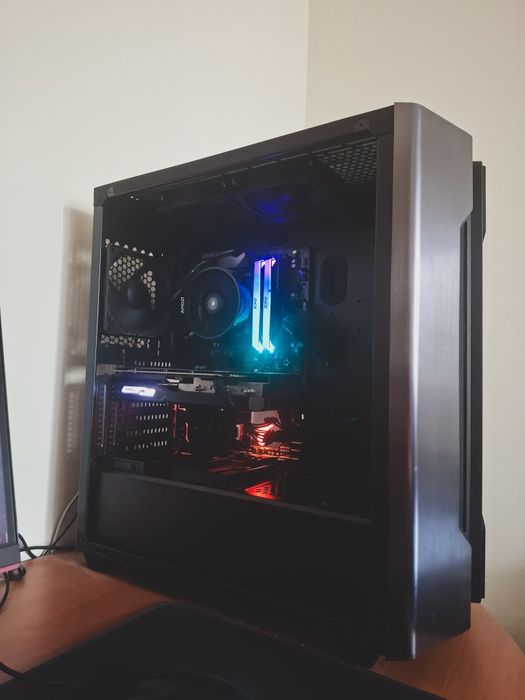 Геймърски компютър