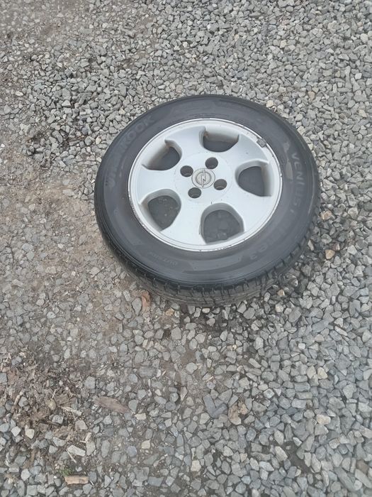 Vand cauciucuri 165/65 R15
