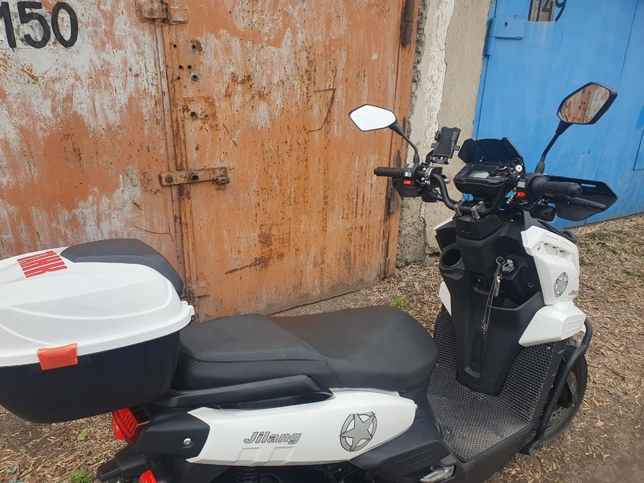 Скутер TANK 2024