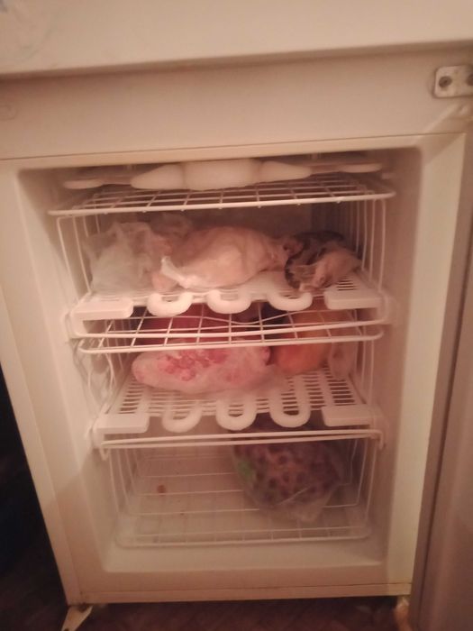 Продам холодильник,стиральную машинку