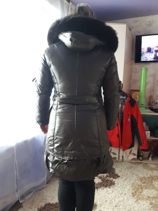 Куртка женская теплая.