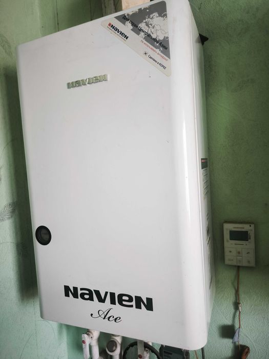 Газовый котел  navien