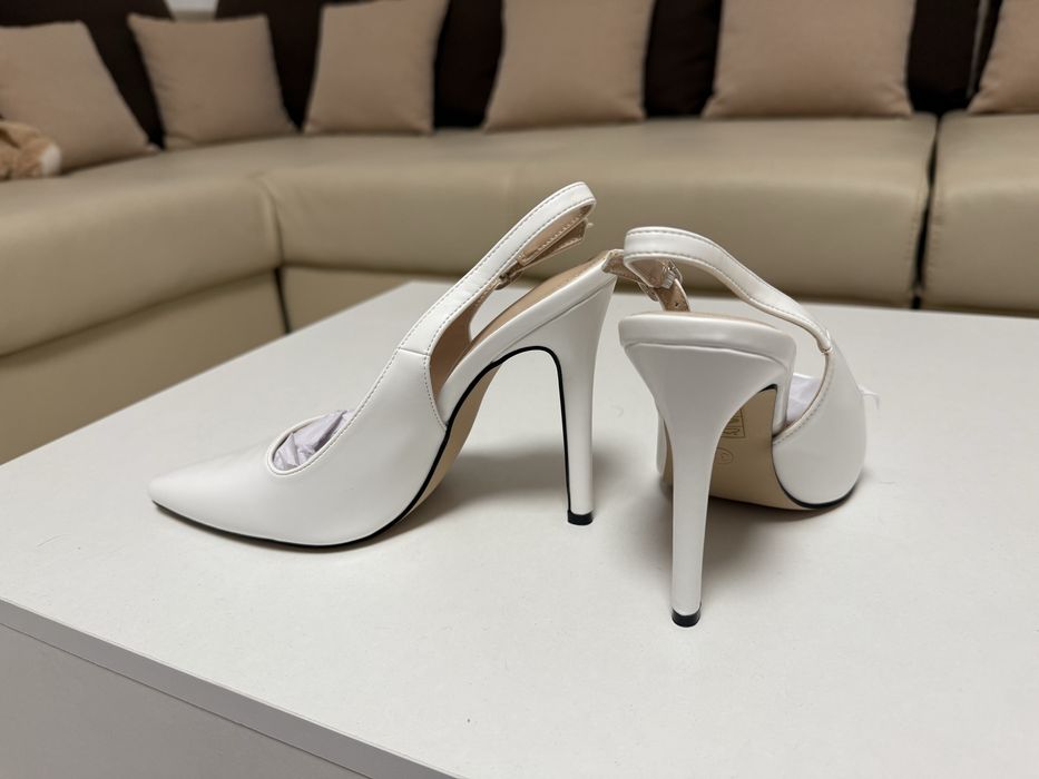 Pantofi cu toc 11 cm