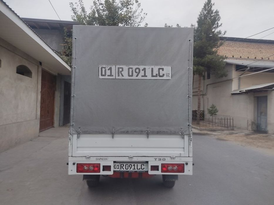 Визов мусор чанган чикинди строй мусор олиб кетиш хизмати