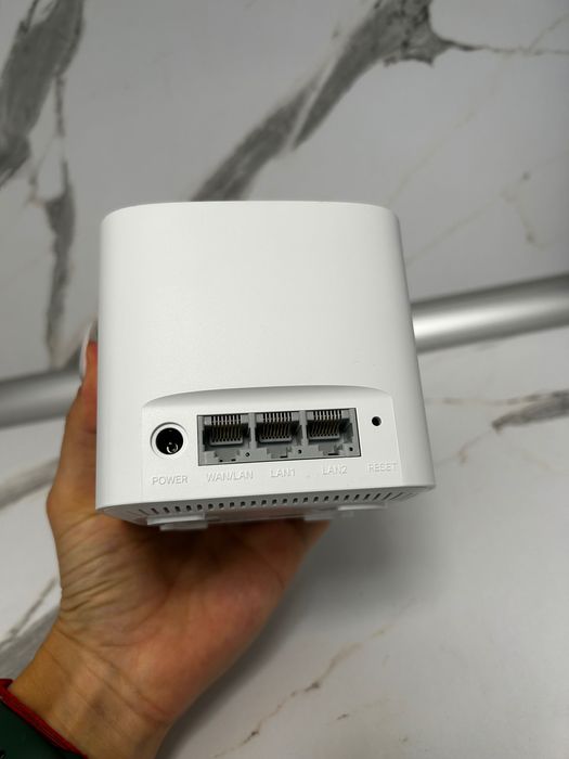 Рутер, чисто нов с 2 години гаранция