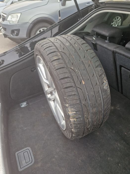 Geanta cu cauciuc  245/40/R18