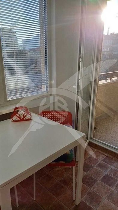 Дава се под наем Едностаен апартамент в София, Медицинска академия - 40 кв.м за 680 € - Снимка #3