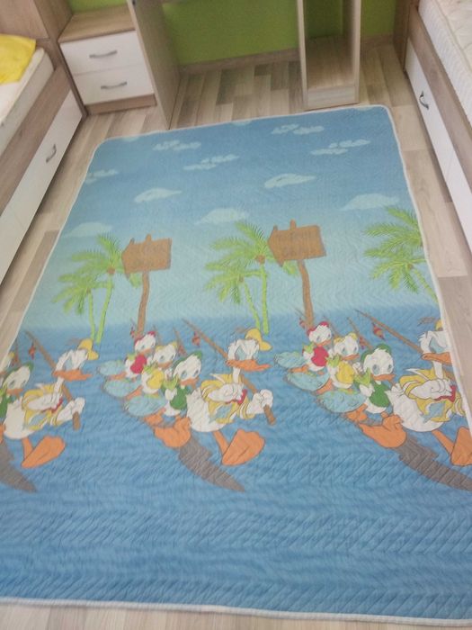 Двулицево шалте Маккуин/ Доналд Дък