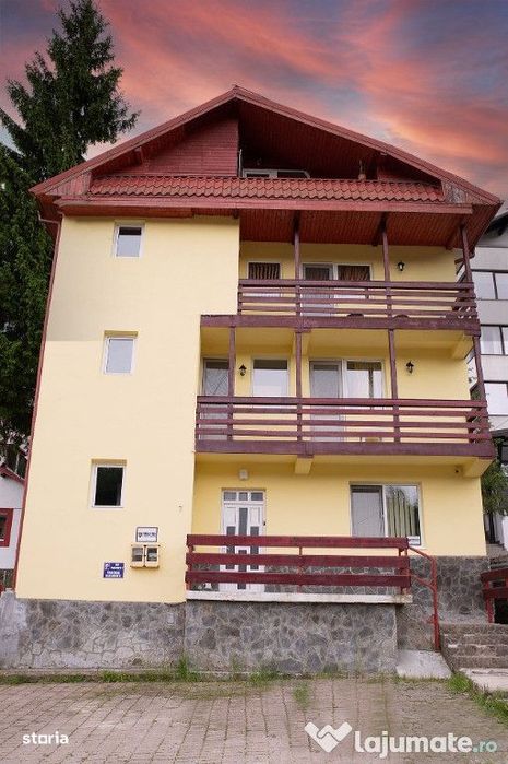 Vila  Pensiune  12 Camere  - Afacere la Cheie- Predeal  Clabucet