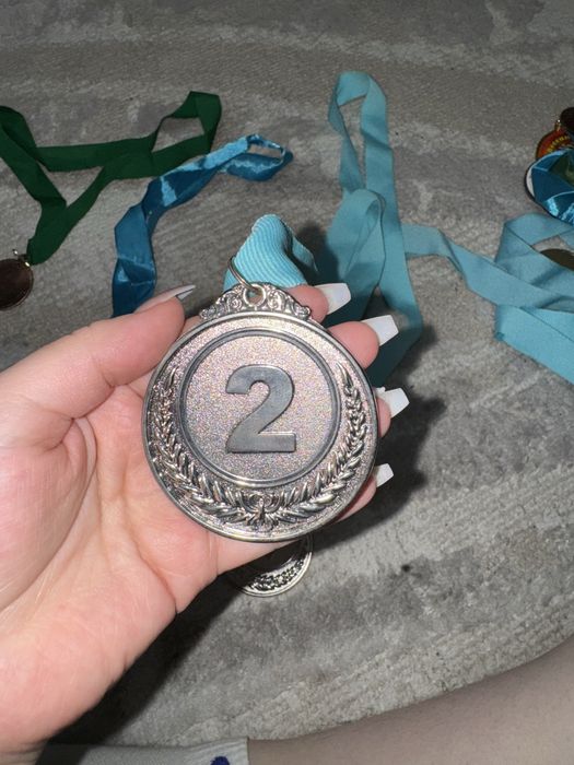 продам медали