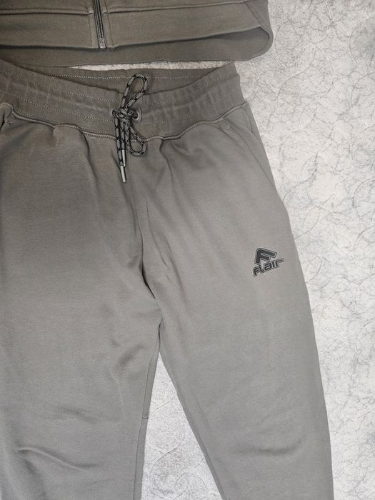 Мъжки екип Flair