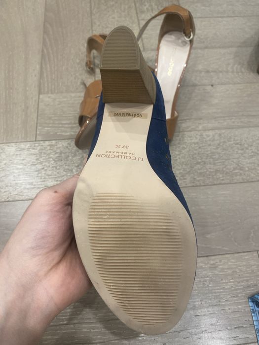 Туфли / босоножки