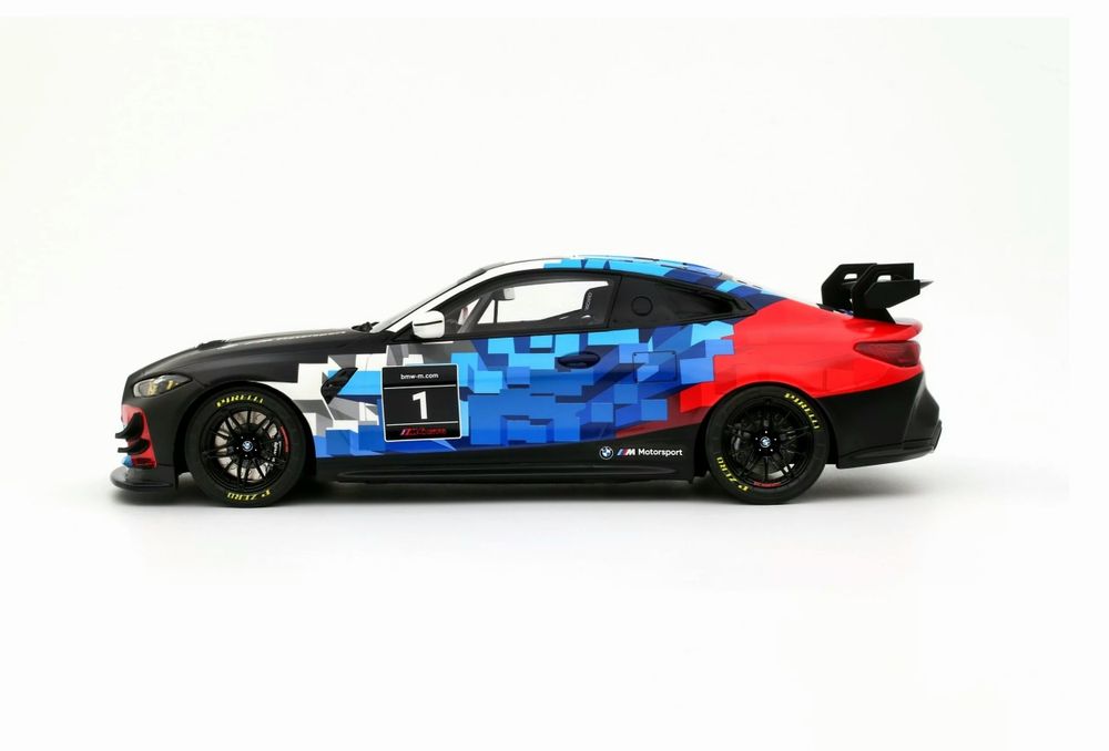 Macheta BMW M4 GT4 2024 la scara 1:18 Otto