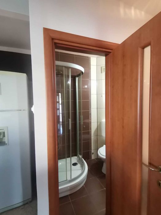 Apartament 3 camere , cu 2 bai (Garaj subteran inclus) de închiriat – Prima Nufărul