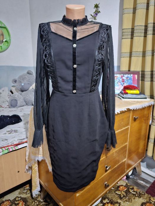 Продаю платье вечернее