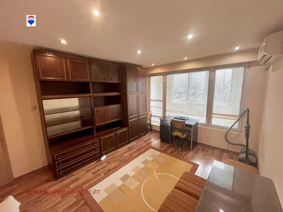 Продава се Едностаен апартамент в Русе, Здравец Изток - 41 кв.м за 1027 €/кв.м - Снимка #1