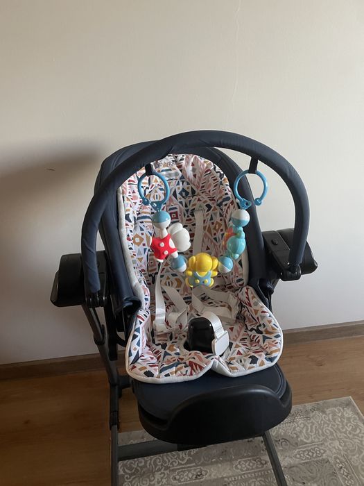 Продам электрокачалку 3 в 1 стульчик кормления