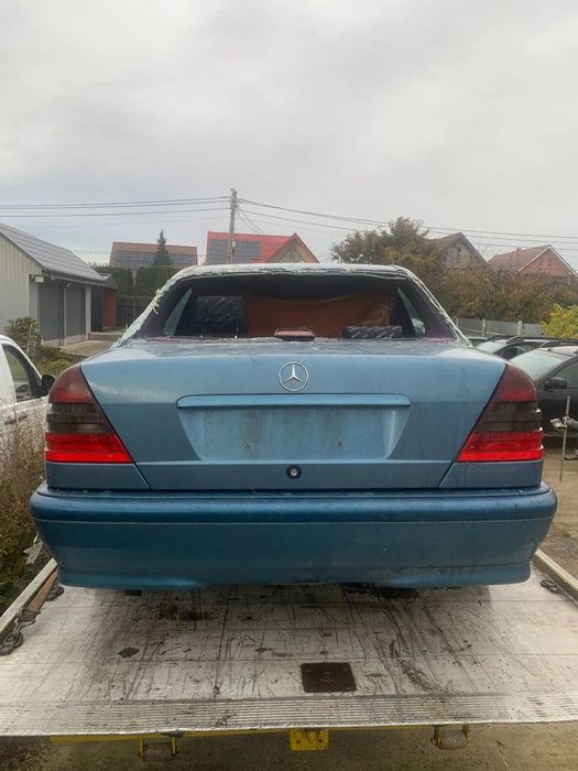 dezmembrez mercedes-benz c180 w202 1.8 tip 111.921 90kw an 1998 euro 2