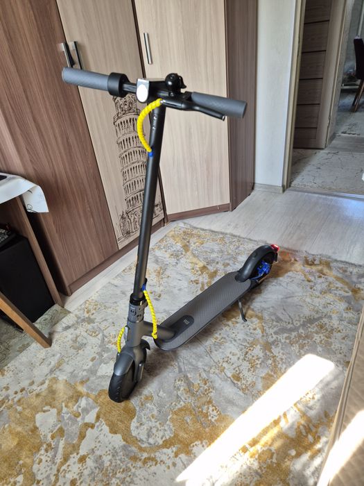 Продам 2 электросамоката xiaomi 3