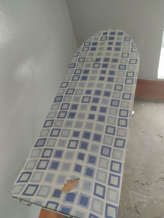 Гладильная доска .