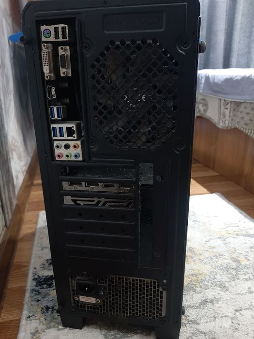 Продается кейс 
Видеокарта MSI GTX 1650 Super
4gb
Мат