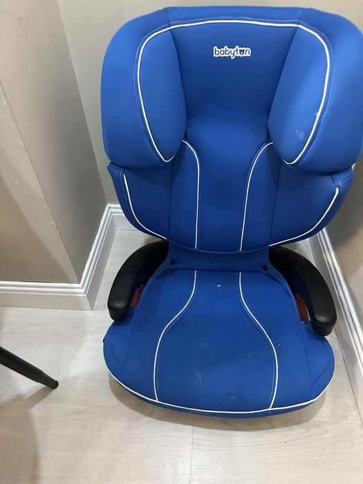 Продам Автокресло