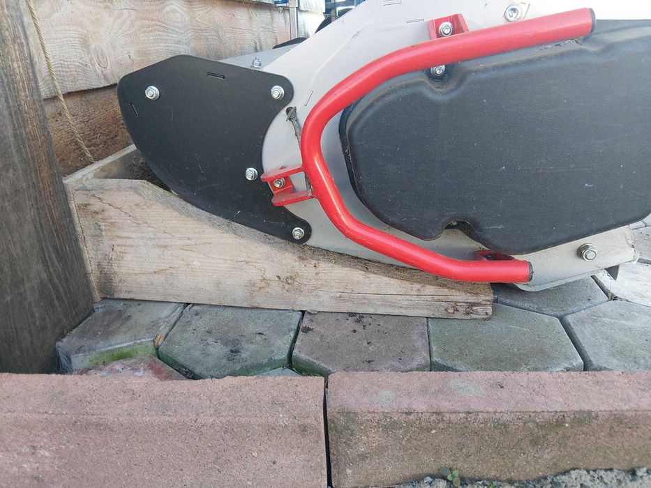 Tocator de vegetatie BCS RollerBlade 90 cm