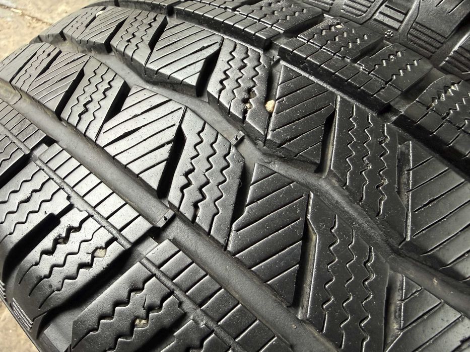 2x Anvelope Iarna 215/60 R17C - Hankook Winter I Cept LV