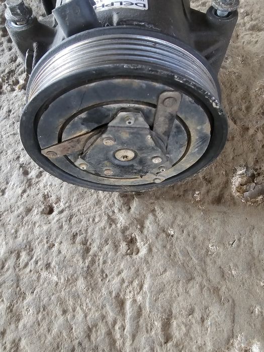 Compresor clima ac 8200600110 Renault Megane 2 1.5E4  (2006 - 2012)