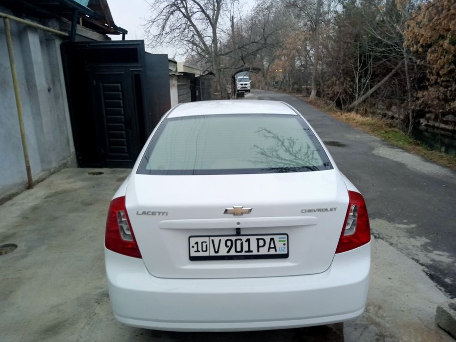 Мошина механика 1- позиция, бензин метан 4 пакаления