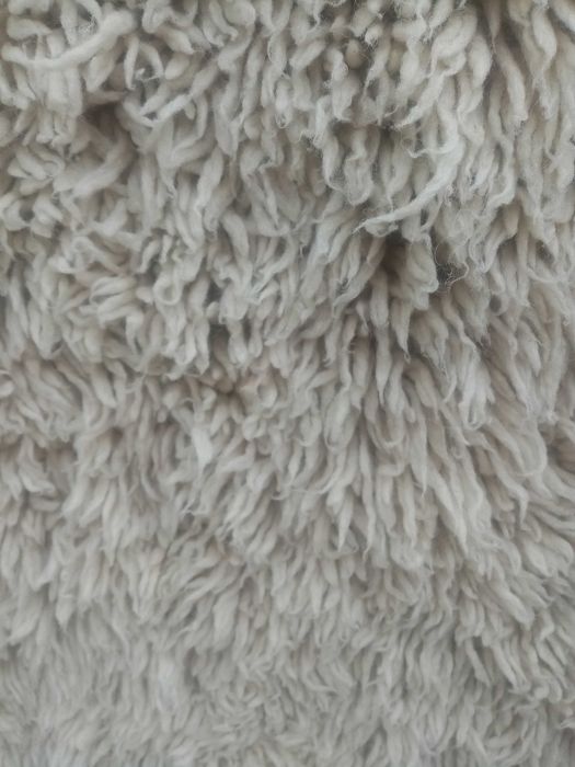 Китеник Ръчно тъкан 100%вълна.