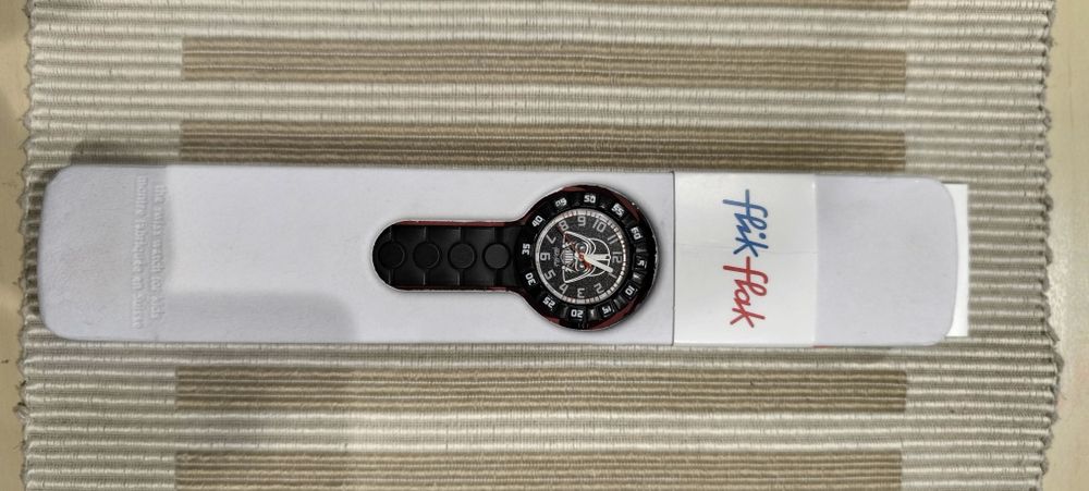 Детски часовник Swatch Flik-Flak Star Wars Darth Vader