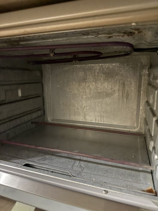 Духовая печь Elenberg