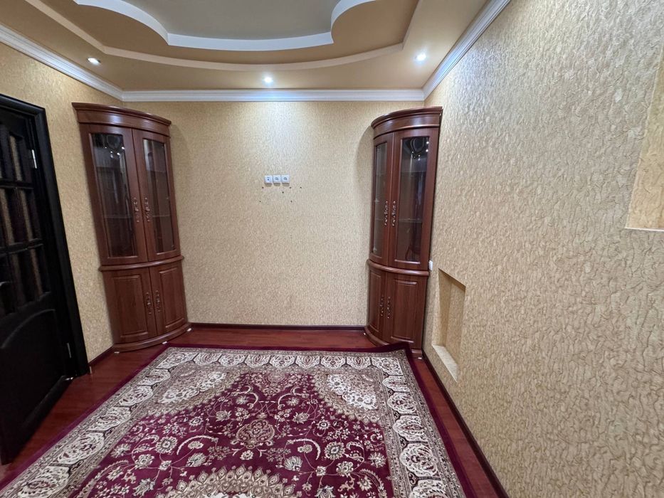 #125 Лабзак, Ц12, продается квартира с обстановкой 3/3/4