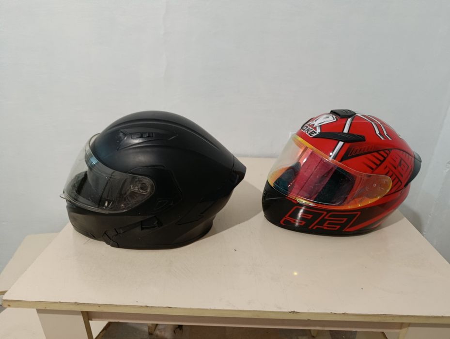 Шлемы б/у для мопеда