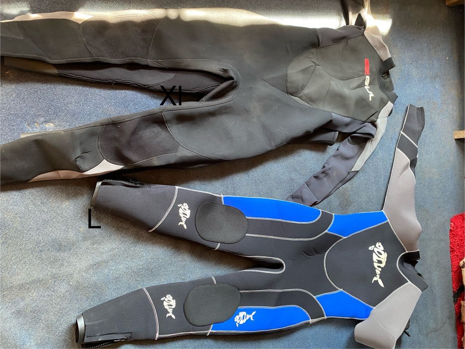 Vând costum neopren