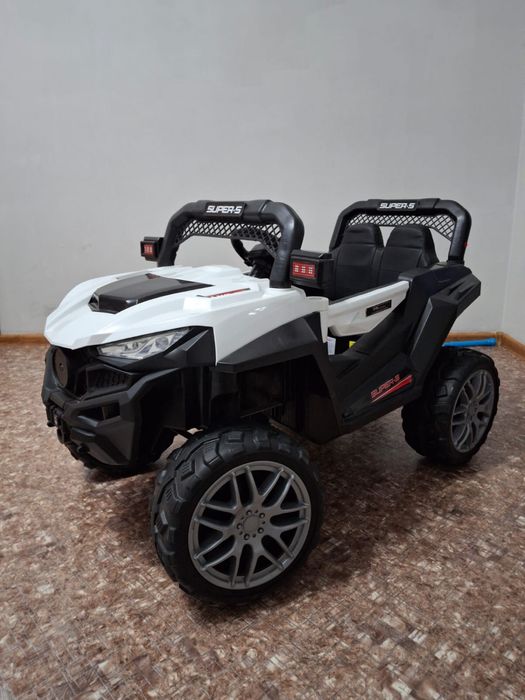 Продам детскую машину