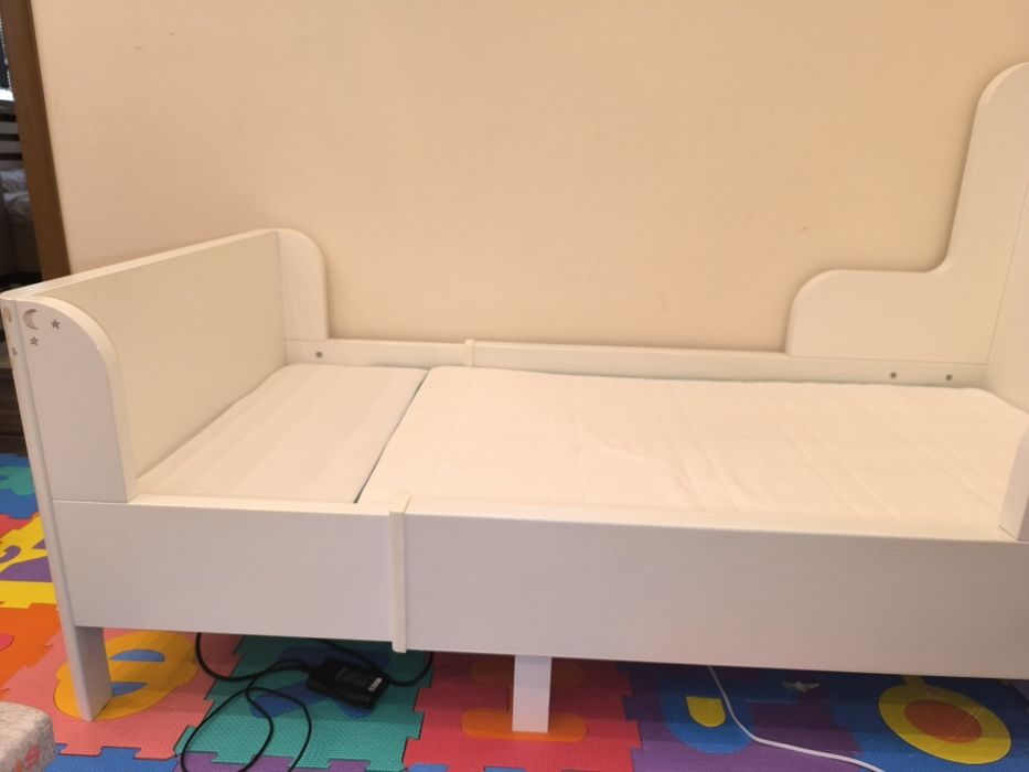 Детско легло ikea разтегателно с матрак